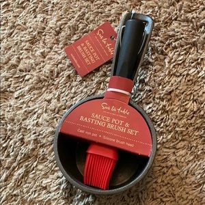 Sur la Table Sauce Pot and Basting Brush Set